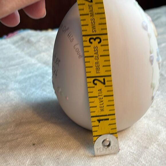 1994 Precious Moments “A Reflection of his Love” Easter 1994 - Picture 5 of 10